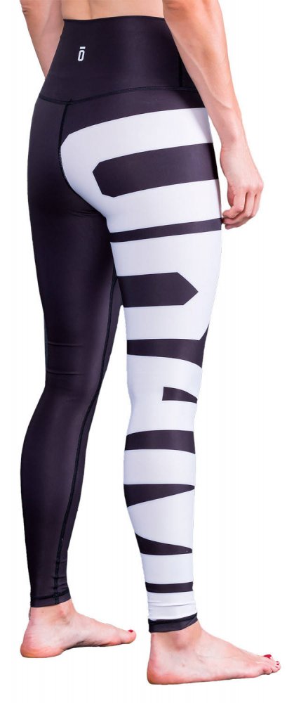 OKAMI Ladies Spats Black & White