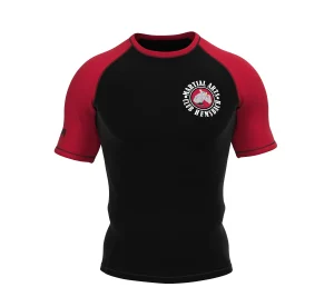 OKAMI YourTeam Rashguard Kurzarm M.A.C.H.